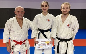 Nouvelle ceinture noire 1er dan au Fudokan KC Onet-le-Château : Lola Meillac